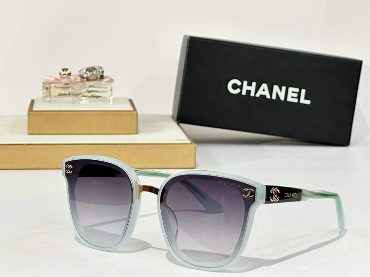 Picture of Chanel Sunglasses _SKUfw79278836fw